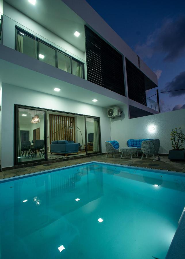 Ocean Blue Villa, Flic-En-Flac 外观 照片