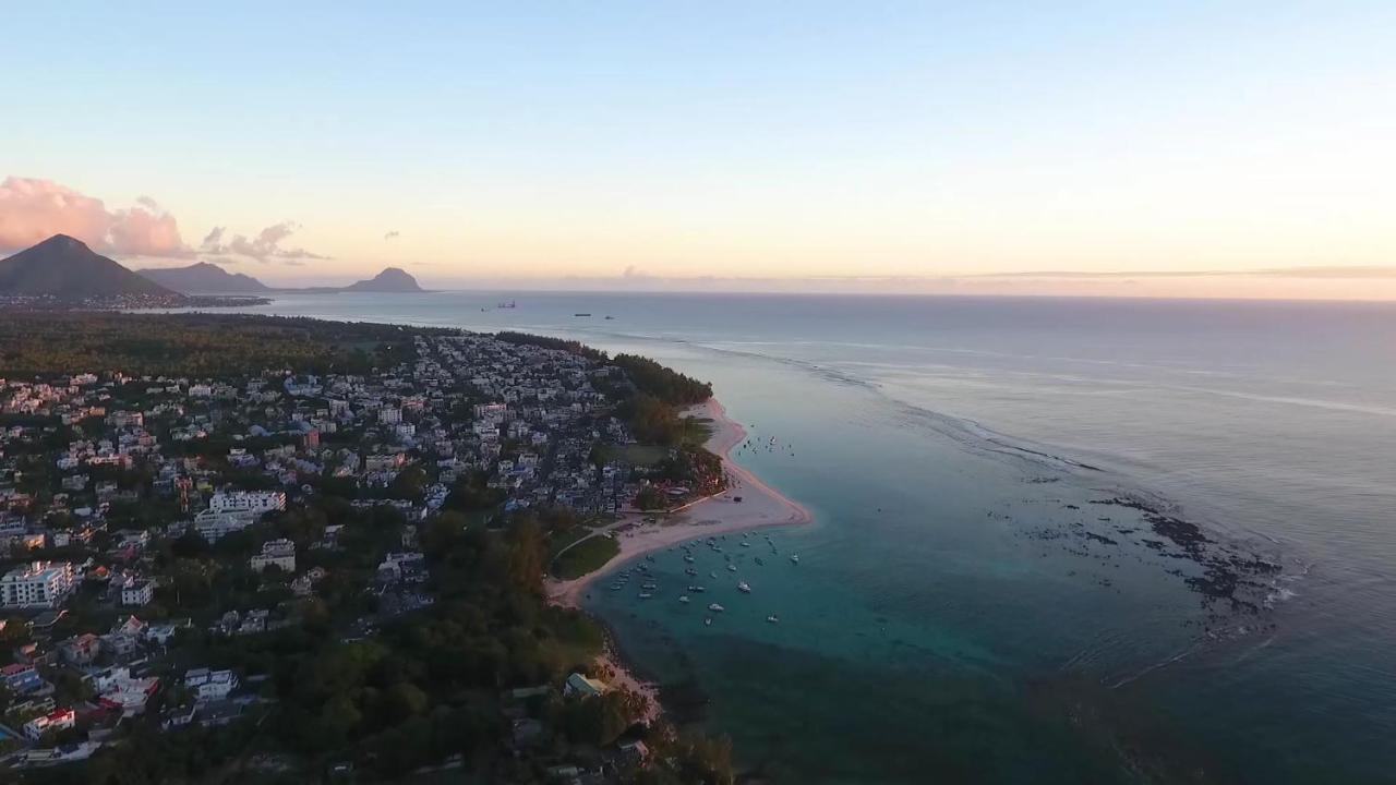 Ocean Blue Villa, Flic-En-Flac 外观 照片