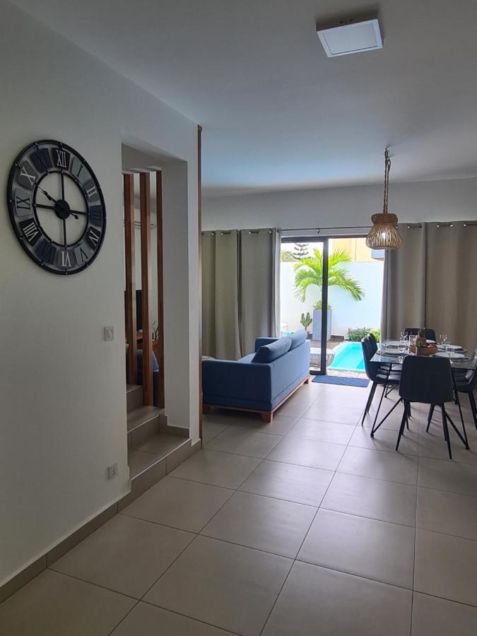 Ocean Blue Villa, Flic-En-Flac 外观 照片